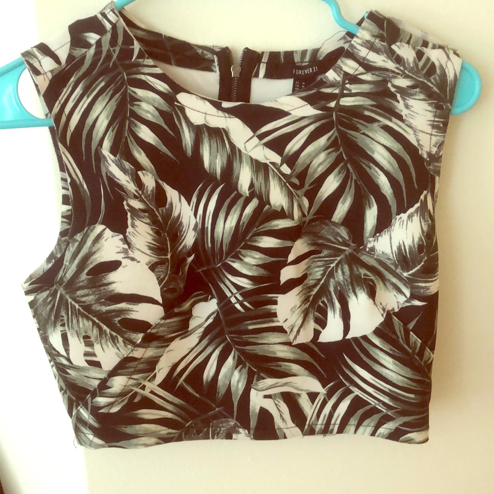 Crop top